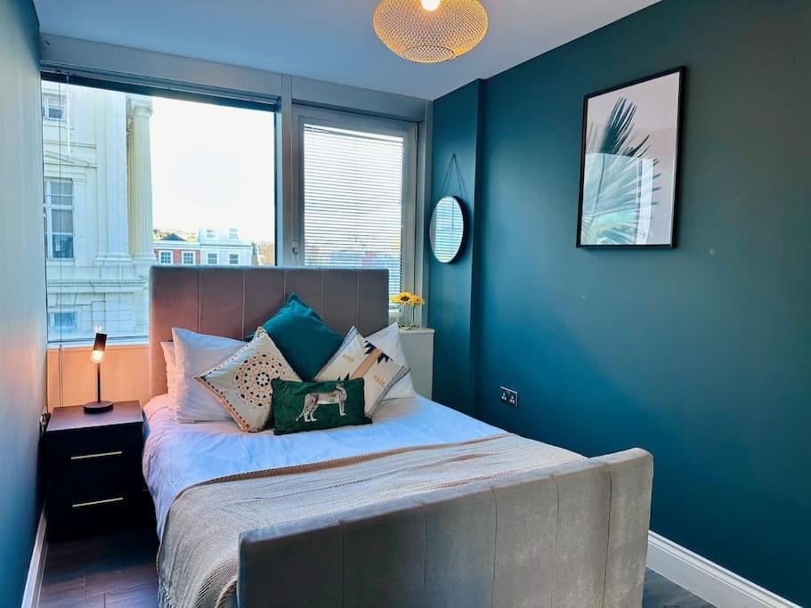 Diamond - - Lanes - 2 Bedrooms - Families - Business - Contractors - Sleeps 5
