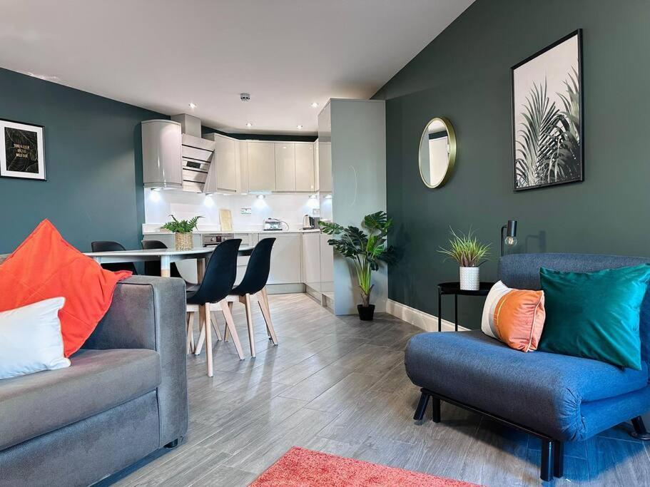 Diamond - - Lanes - 2 Bedrooms - Families - Business - Contractors - Sleeps 5 Brighton